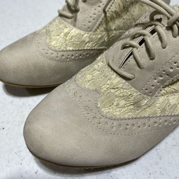 Vintage Not Rated Cream Lace &Suede Wingtips Size 7 EUC boho chic - Picture 10 of 12